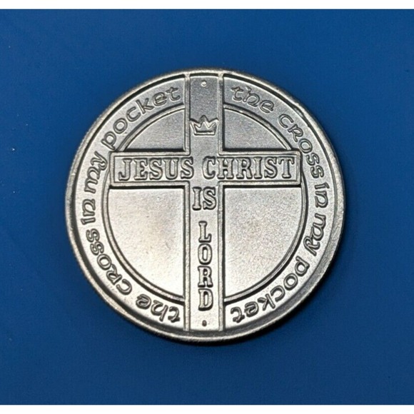 The Cross In My Pocket Jesus Christ Is Lord Metal Coin Christian Medalion VTG‎ - Picture 1 of 7